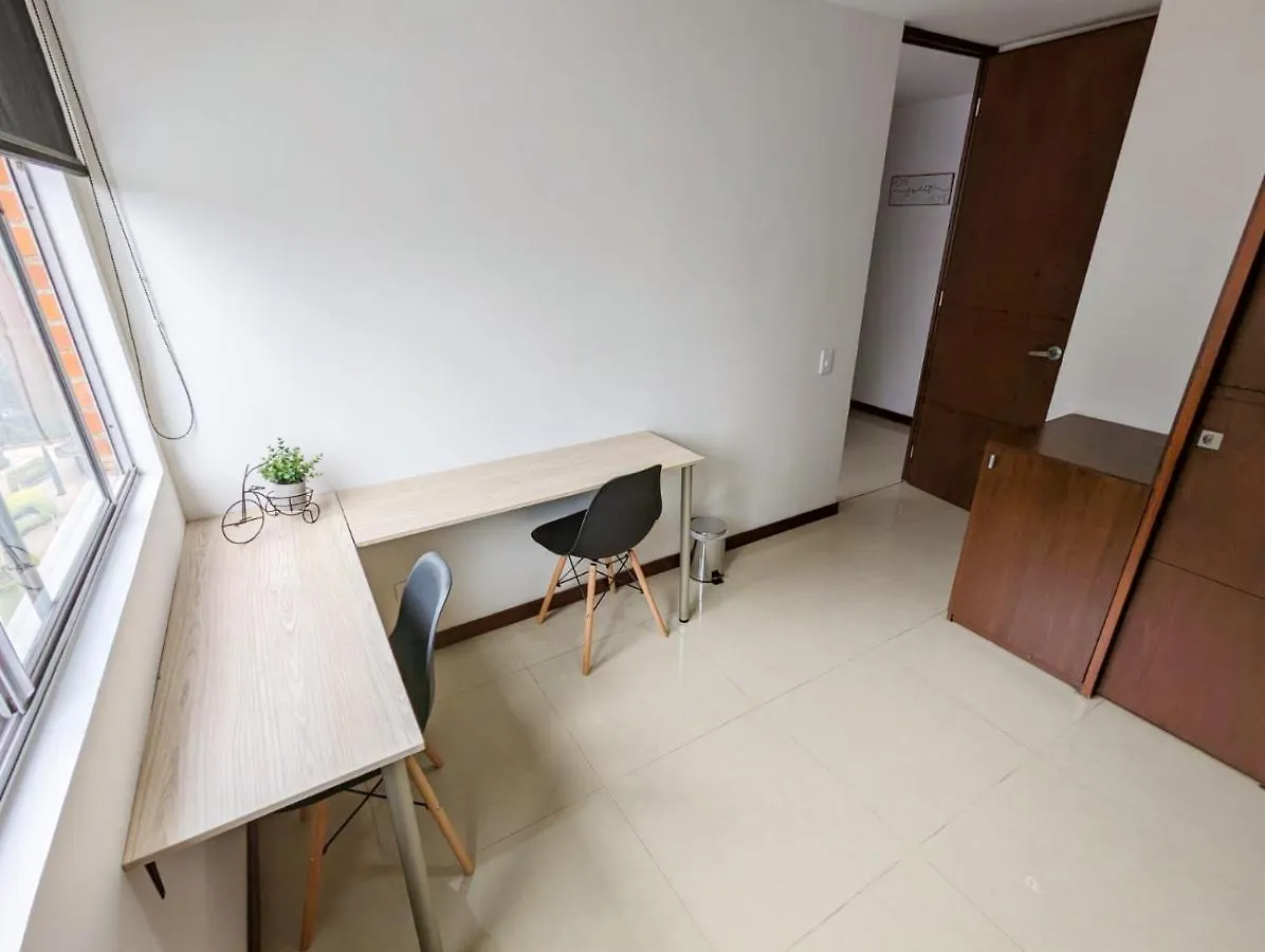 Apartamento Completo Poblado - Ubicacion Central Con Parqueadero Medellin Apartment