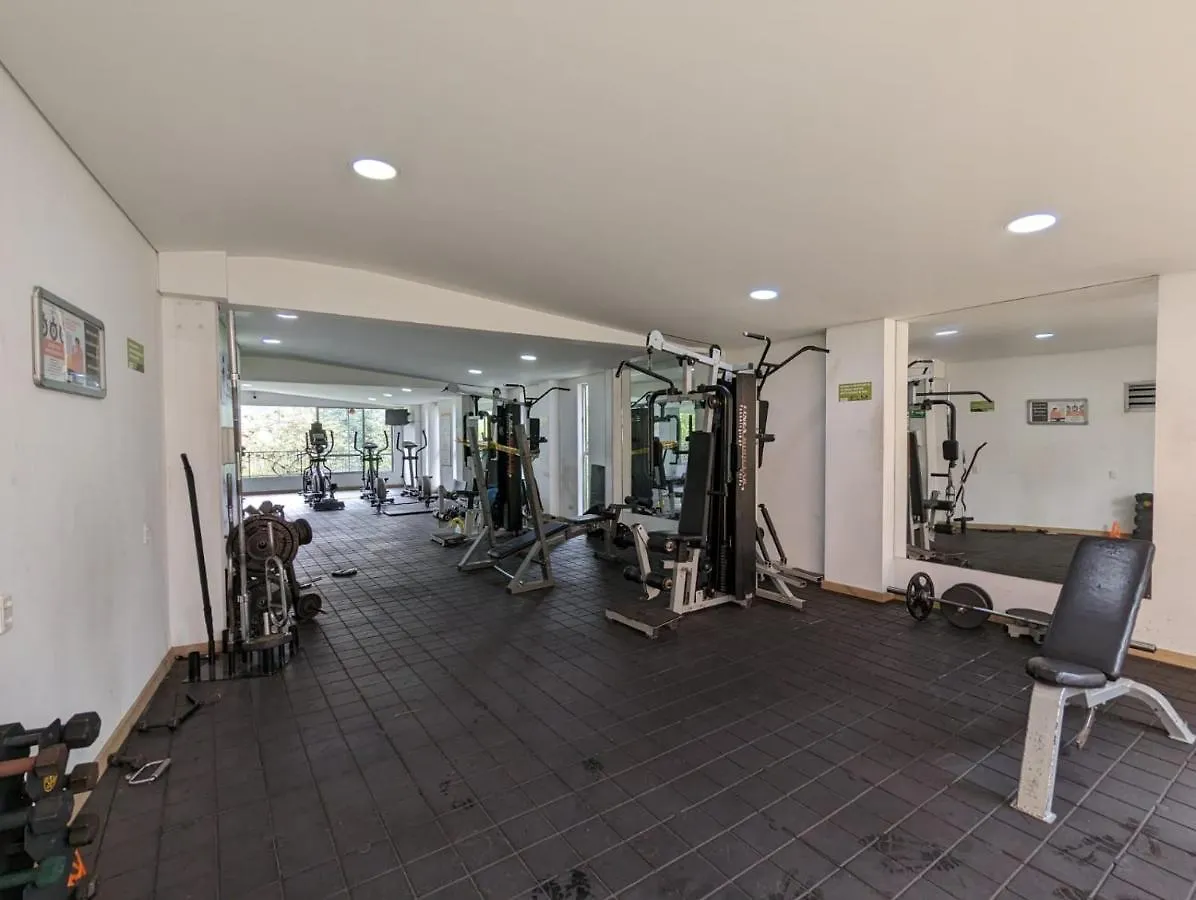 Apartamento Completo Poblado - Ubicacion Central Con Parqueadero Medellin